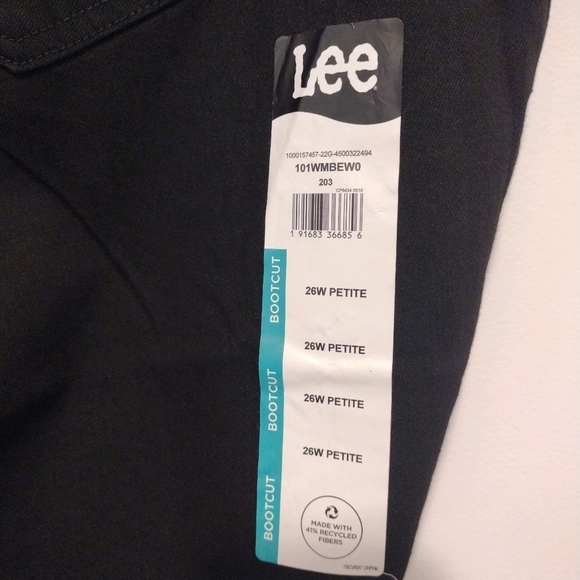 Lee - Mid Rise Bootcut Black Jeans Plus Size Petite - Picture 13 of 16